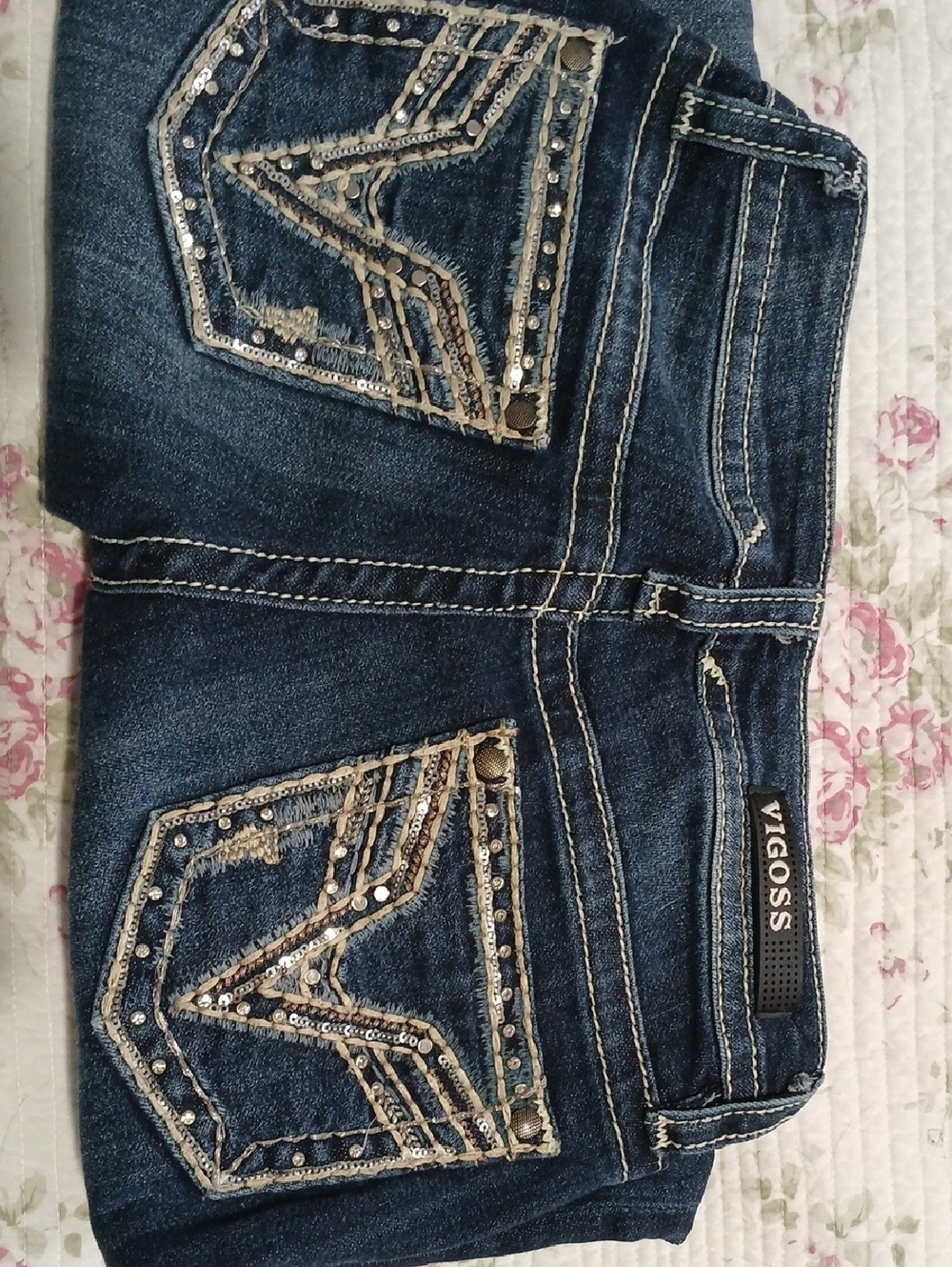 Sz 0 - Vigoss Dark Blue Sequin Accent Capris